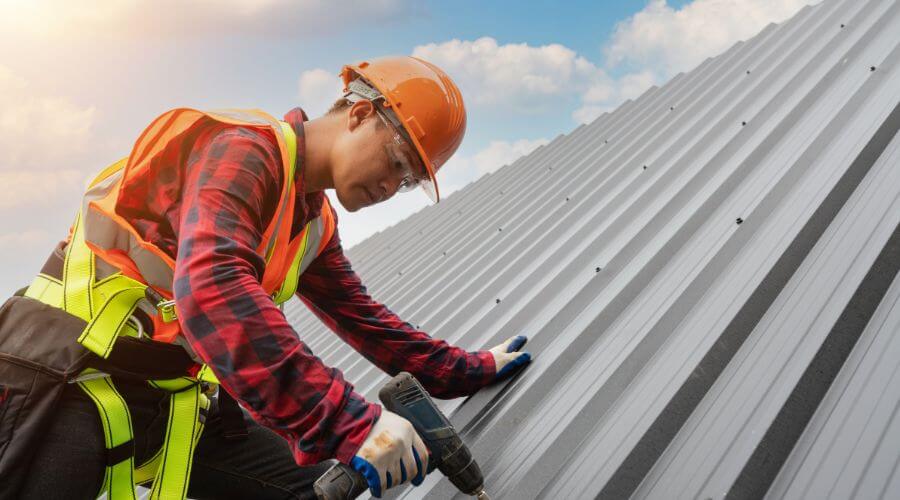Professional residential roofers in New Boston, IL